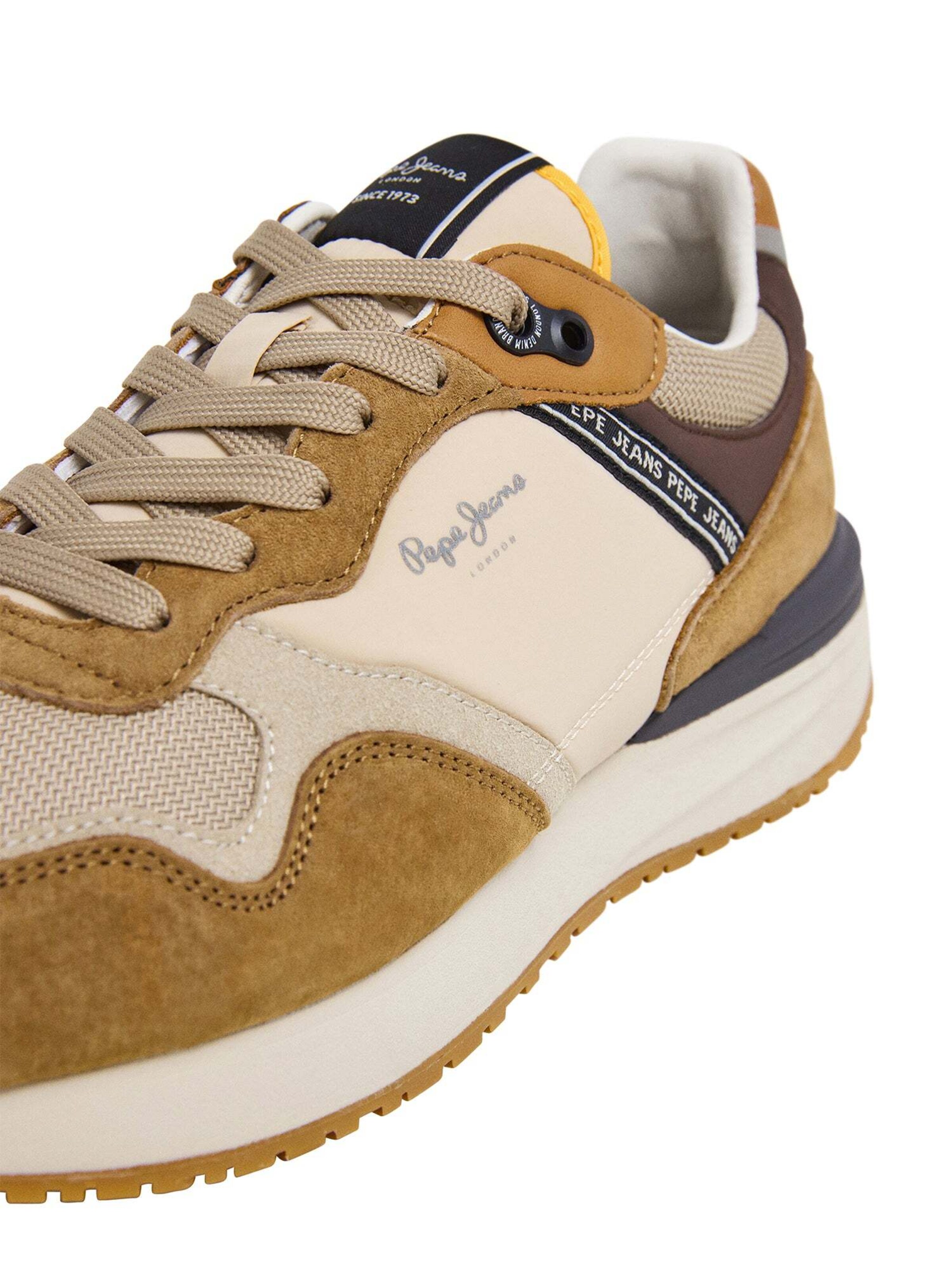 Pepe Jeans Platform trainers in Brown