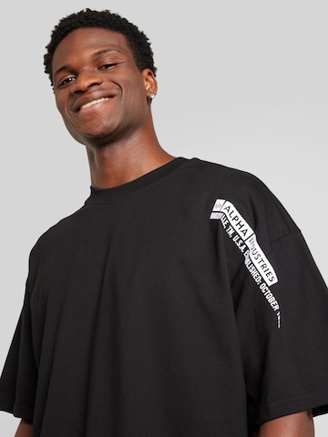 ALPHA INDUSTRIES T-Shirt in Schwarz