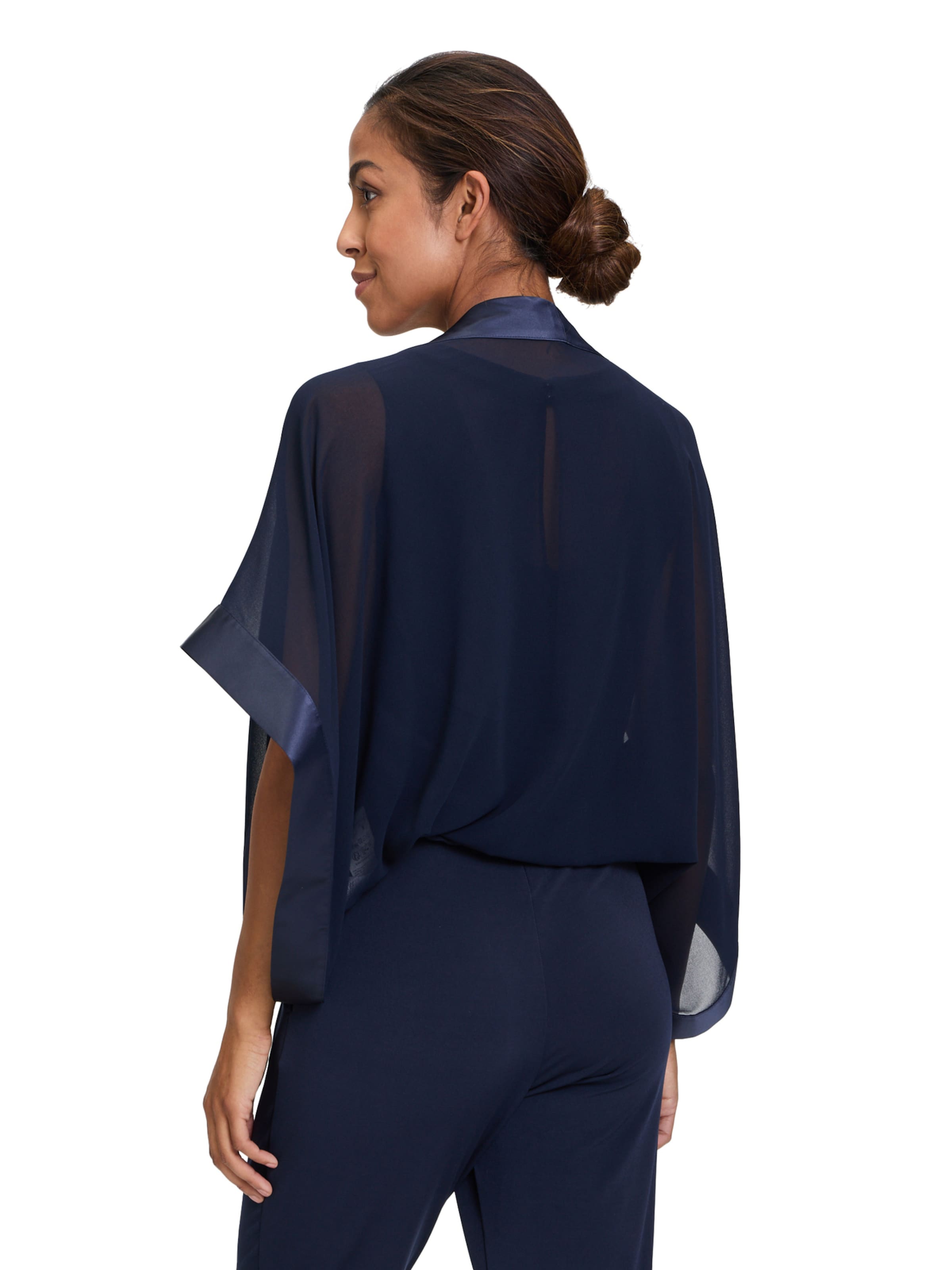 zils Vera Mont Pončo