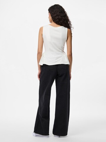 PIECES Top 'PCJILLY' in White