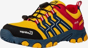 Chaussures basses 'Farrer II' Kastinger en jaune : devant