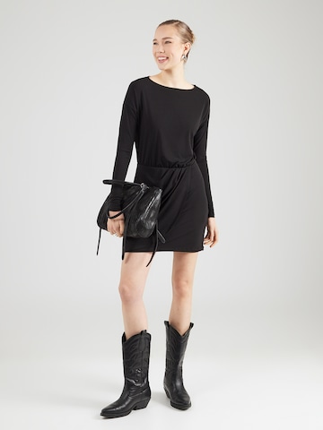 ABOUT YOU Рокля 'Gina' в черно: отпред