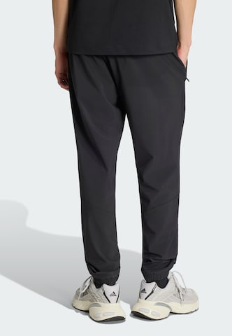 Effilé Pantalon 'Trefoil Essentials' ADIDAS ORIGINALS en noir