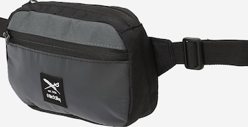 Iriedaily Fanny Pack in Black: front