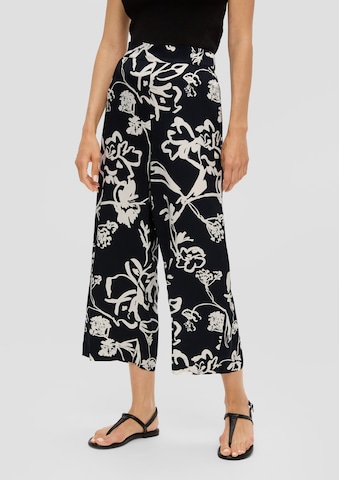 s.Oliver BLACK LABEL Wide Leg Hose in Schwarz: Vorderseite
