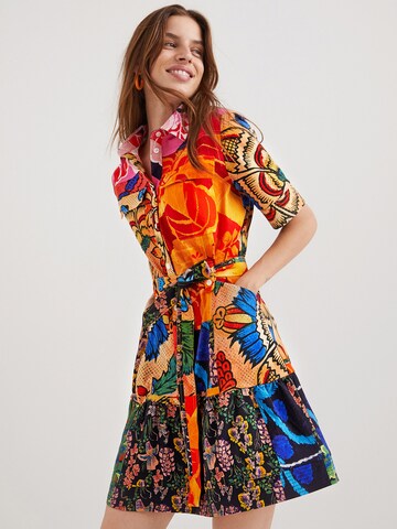 Desigual - Vestido camisero 'Avinyon' en naranja: frente