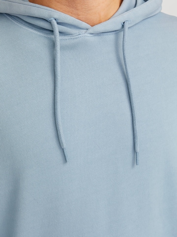 Felpa 'Charge' di JACK & JONES in blu