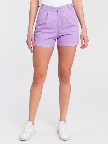 Cross Jeans Regular Pleat-Front Pants in Purple: front