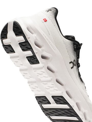 On Sneaker low 'On Running Cloudtilt Black Ivory'‌‌‌‌‌‌‌‌‌ in Weiß