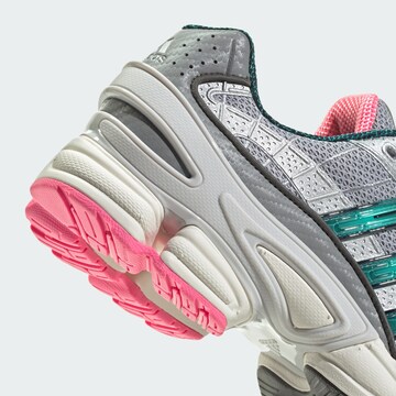 ADIDAS ORIGINALS Sneaker low 'OZWEEGO Pro' in Grau