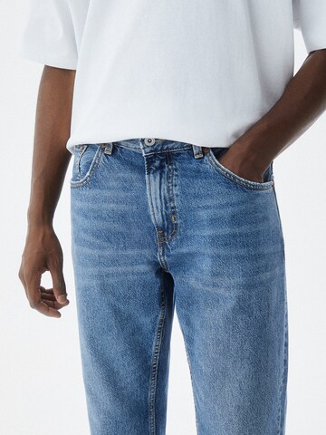 Pull&Bear Regular Jeans in Blau