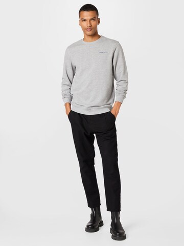 Sweat-shirt 'Severin' Casual Friday en gris