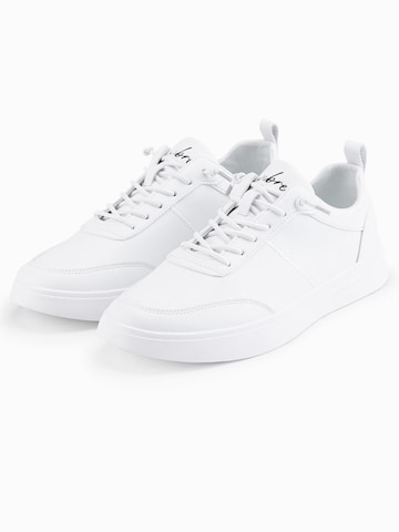 Baskets basses Ombre en blanc