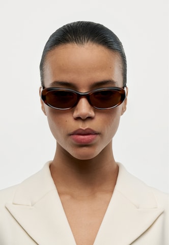 CHIMI Zonnebril '09.4M' in Bruin: voorkant
