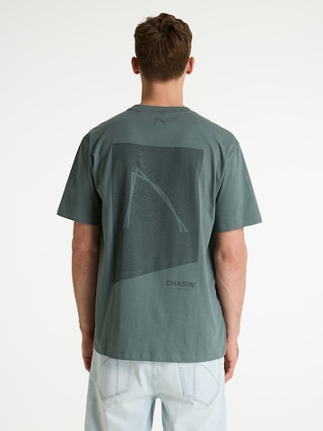 CHASIN' T-Shirt 'Motan' in Grün: Vorderseite