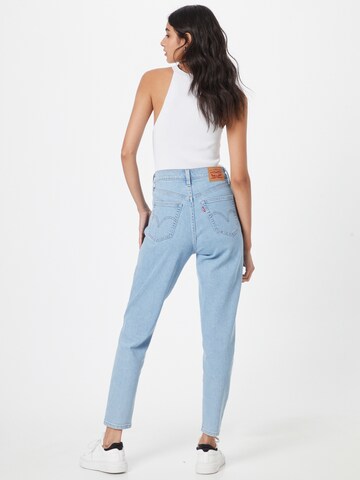 LEVI'S ® Tapered Jeans 'High Waisted Mom Jean' in Blau