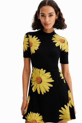 Rochie 'M. Christian Lacroix' de la Desigual pe negru: față