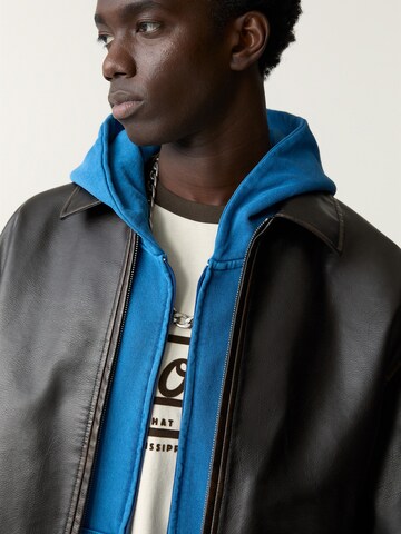 Pull&Bear Prechodná bunda - Hnedá