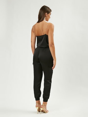 Influencer Tapered Broek in Zwart