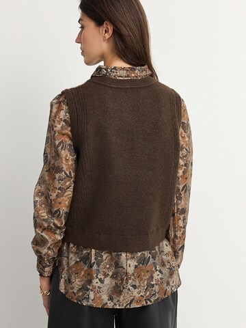Next Pullover in Braun