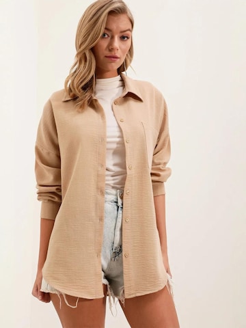 Camicia da donna di Bigdart in beige