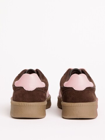 Friends Like These Låg sneaker i brun