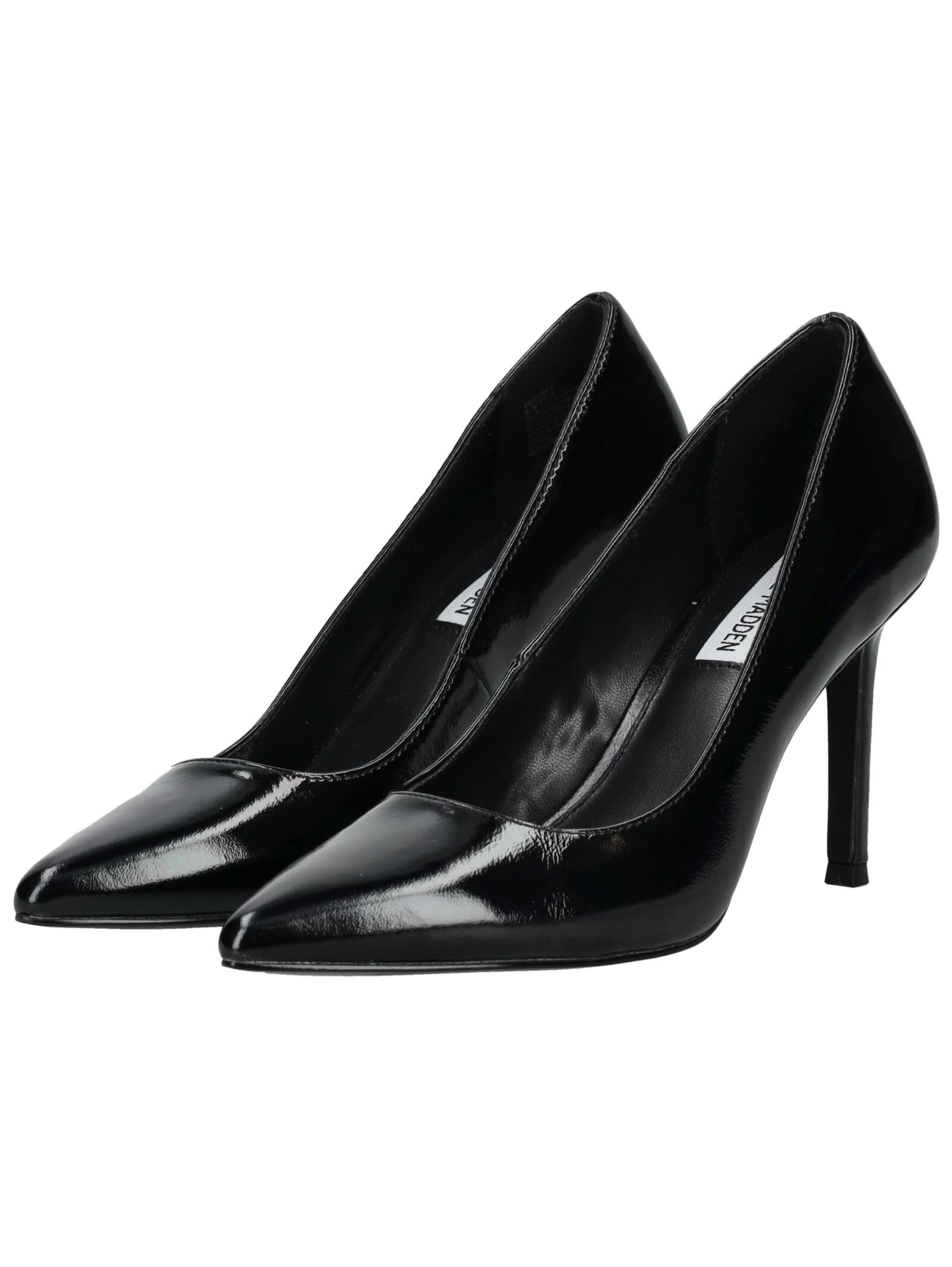 STEVE MADDEN Pumps 'Secured' in Black
