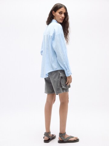 Pull&Bear Blouse in Blauw