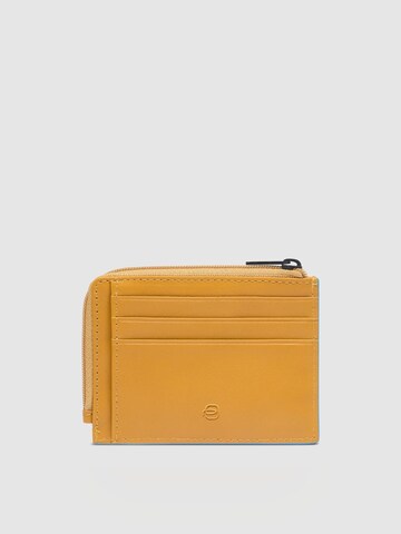 Piquadro Wallet in Yellow
