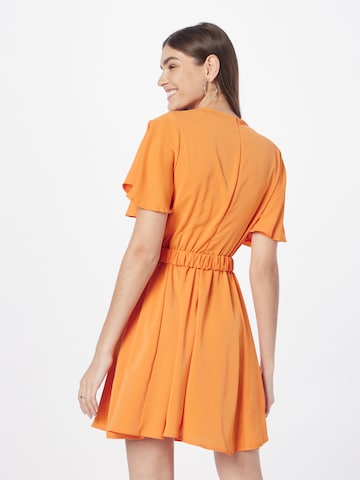 Robe AX Paris en orange