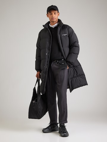 ARMANI EXCHANGE Зимнее пальто в Черный
