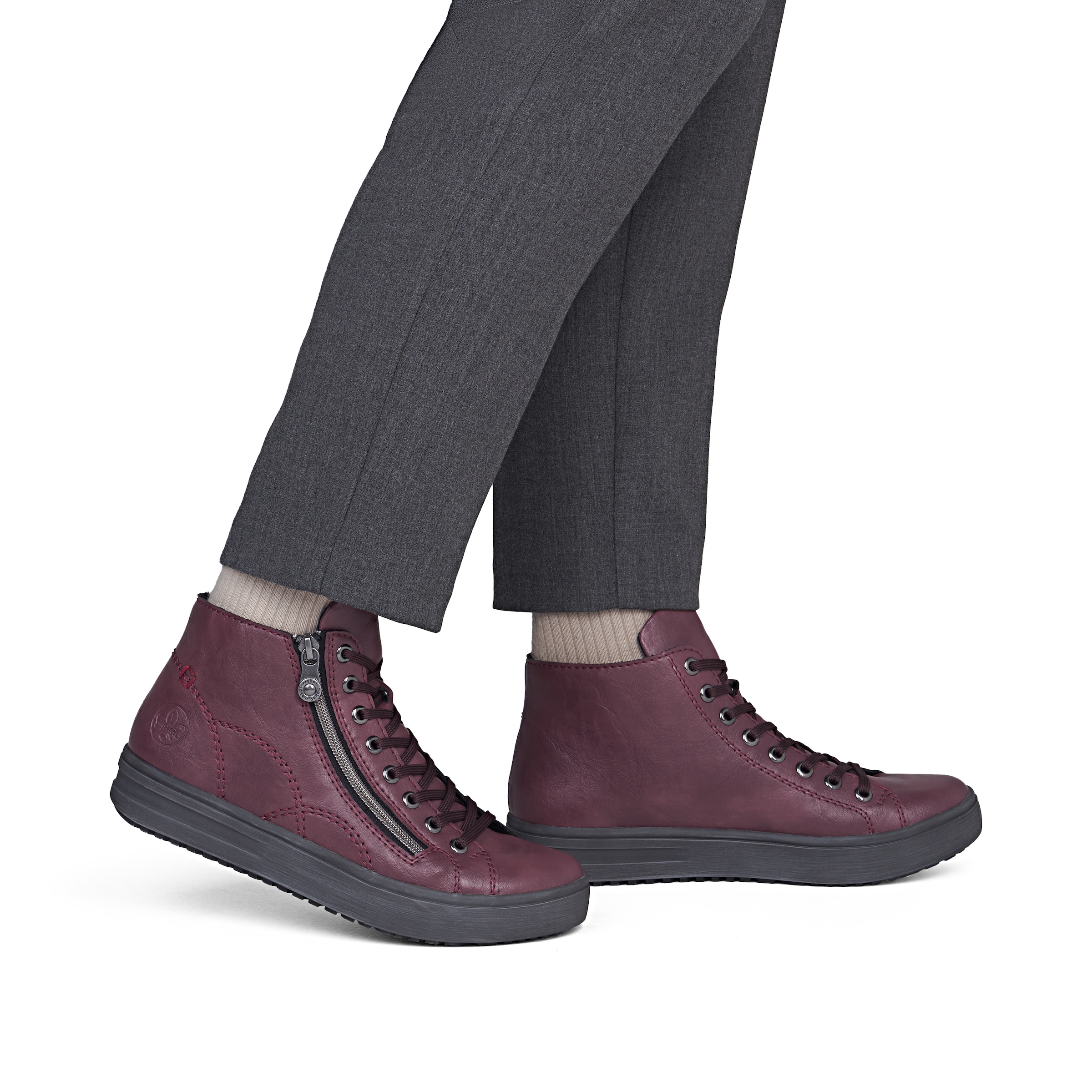 Bottines à lacets Rieker en rouge