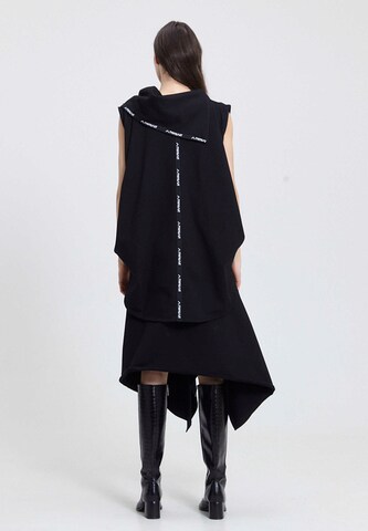 MONOSUIT Between-Season Jacket in Black