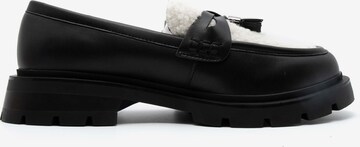 Twin Set Moccasins in Black