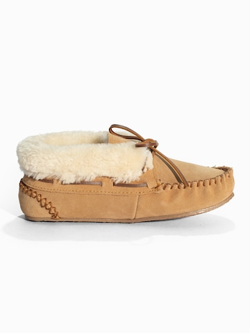 Minnetonka Mockasin 'Chrissy' i brun