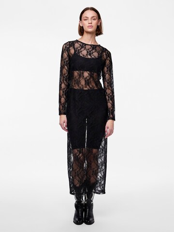 Robe 'NACY' PIECES en noir : devant