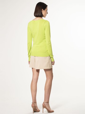 Influencer Pullover in Grün