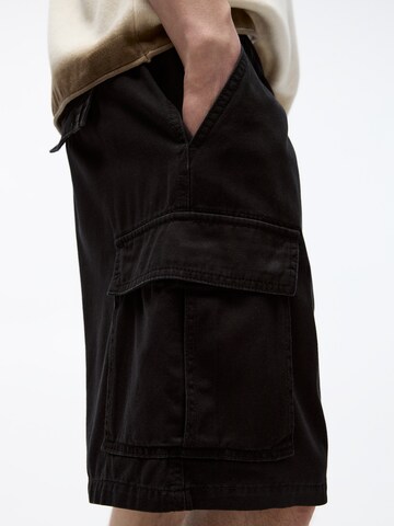 Pull&Bear Regular Cargo trousers in Black