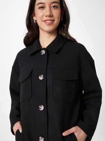 VERO MODA Between-Seasons Coat 'Dafneray' in Black