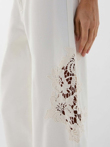 Scalpers Regular Jeans ' ' in White