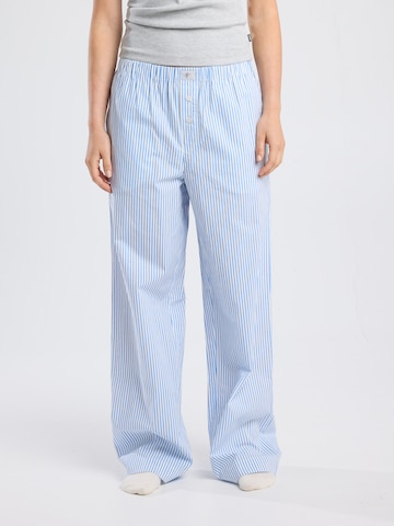 America Today Loose fit Trousers in Mixed colours: front