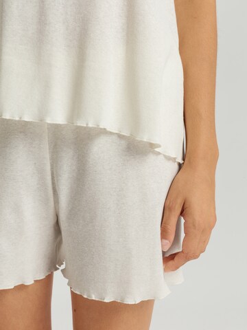 Hanro Korte pyjama ' Serena ' in Wit