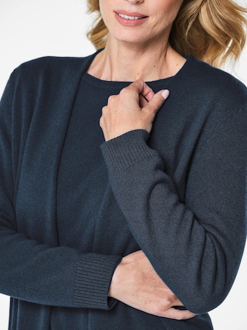 Goldner Pullover in Blau