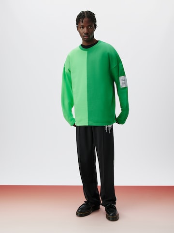 ABOUT YOU x Kingsley Coman Sweatshirt 'Kai' i grøn