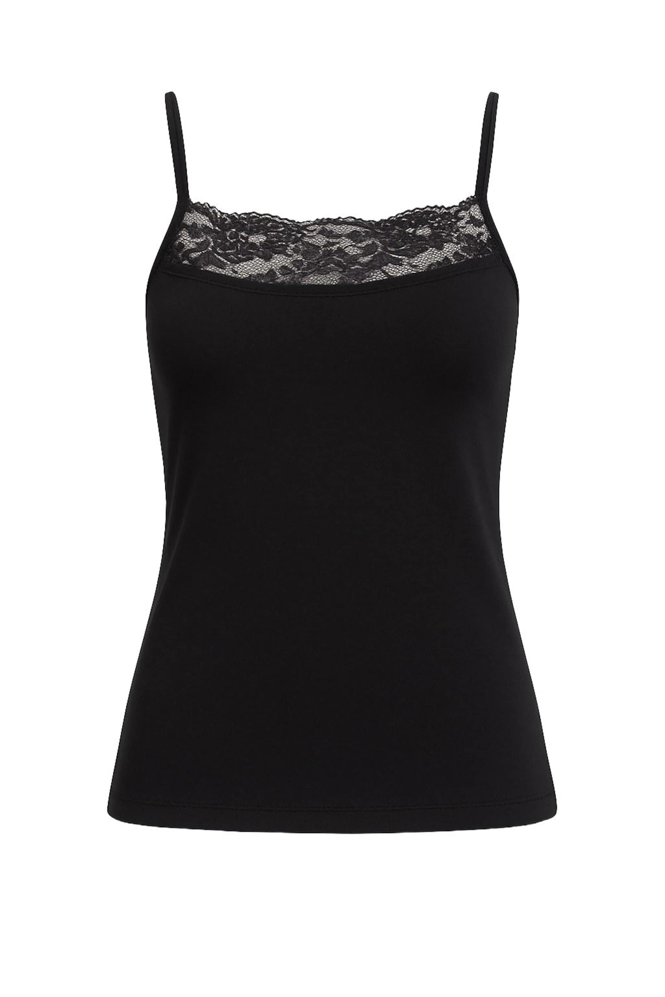 Blackspade Undershirt in Black: front