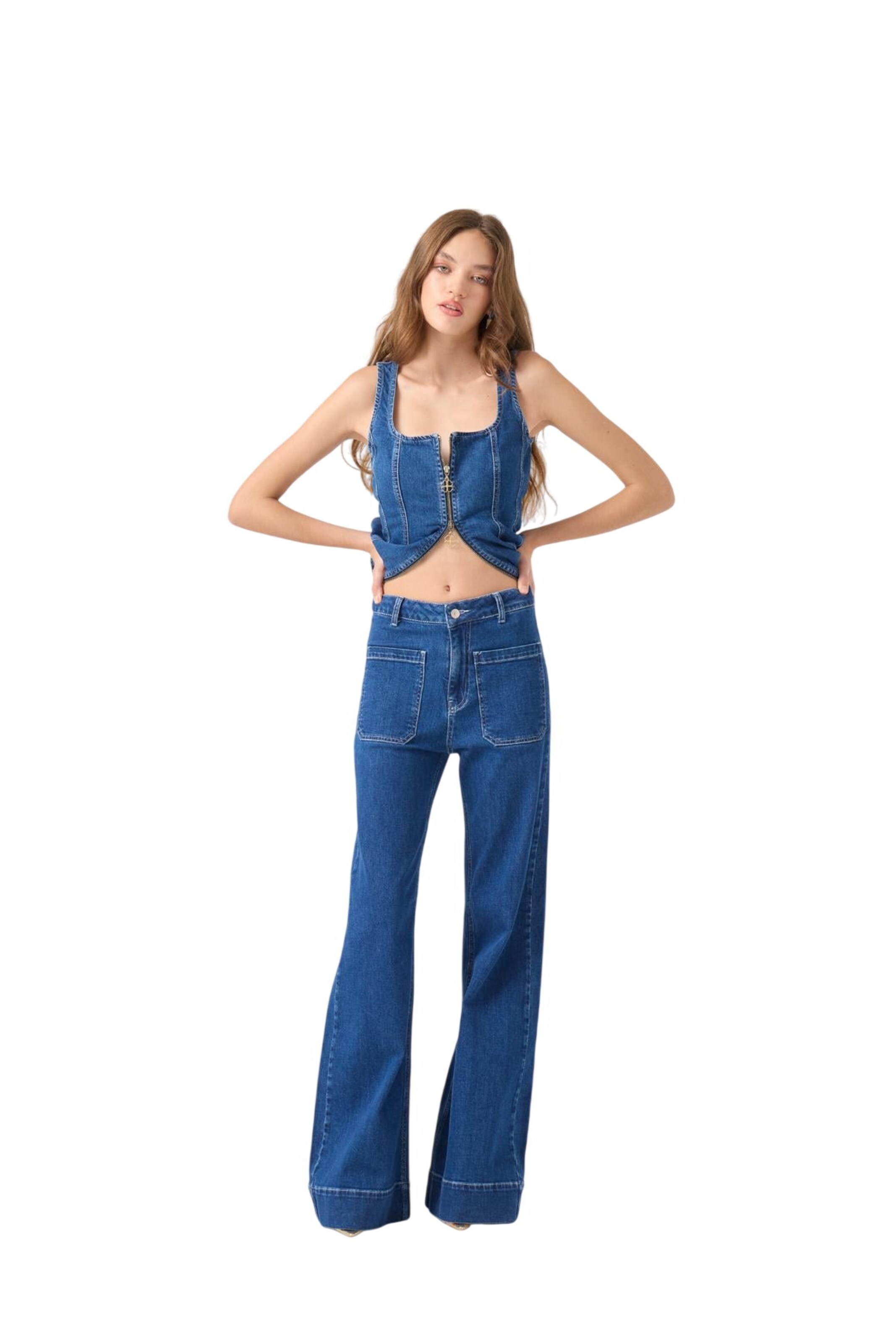 HOLLY LOLLY Flared Jeans in Blauw