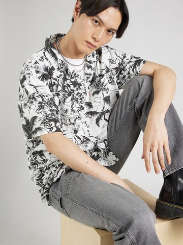 Comfort fit Camicia 'Classic Camper Shirt' di LEVI'S ® in bianco