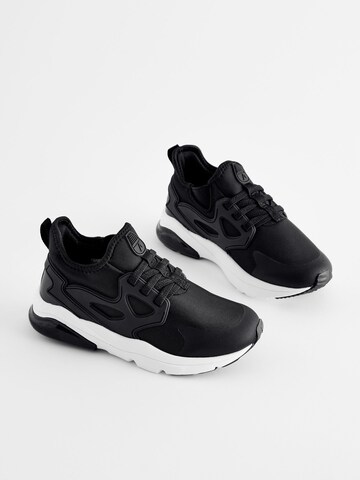 Sneaker di Next in nero