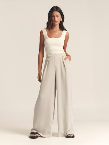 St MRLO Wide leg Veckad byxa 'View' i beige: framsida