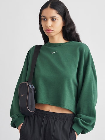 Sweat-shirt 'CHILL' Nike Sportswear en vert : devant